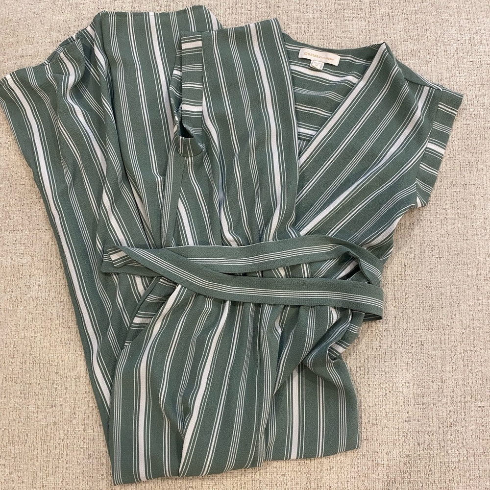 Jumpsuit - Picture 3 of 4